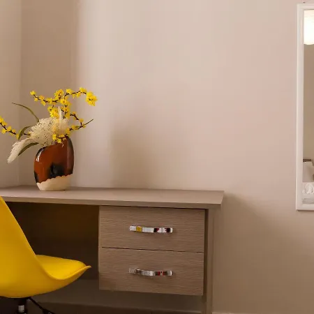 Διαμέρισμα With 3 Bedrooms In With Wifi